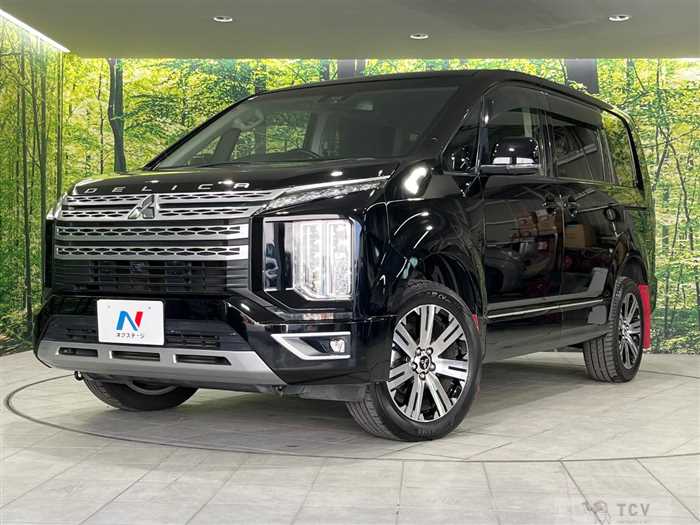 2019 Mitsubishi Delica D5