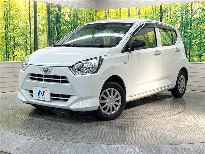 2021 Daihatsu Mira Es