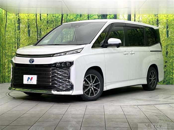 2022 Toyota Voxy