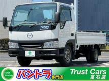 2005 Mazda Titan Dash