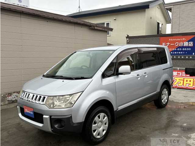 2009 Mitsubishi Delica D5