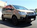 2011 Mitsubishi Delica D5