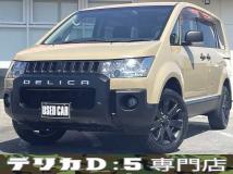 2011 Mitsubishi Delica D5