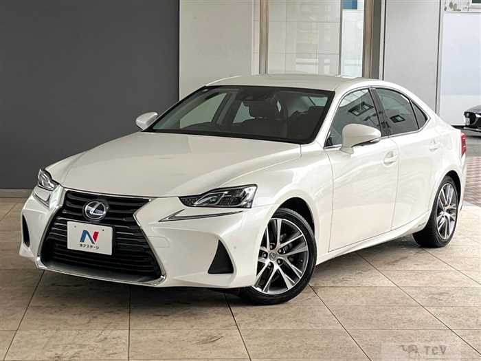 2017 Lexus IS