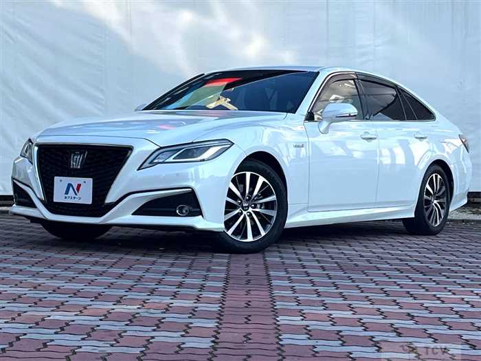 2018 Toyota Crown Hybrid