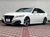 2019 Toyota Crown Hybrid