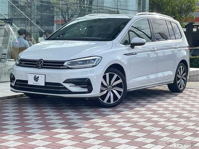 2023 Volkswagen Golf Touran