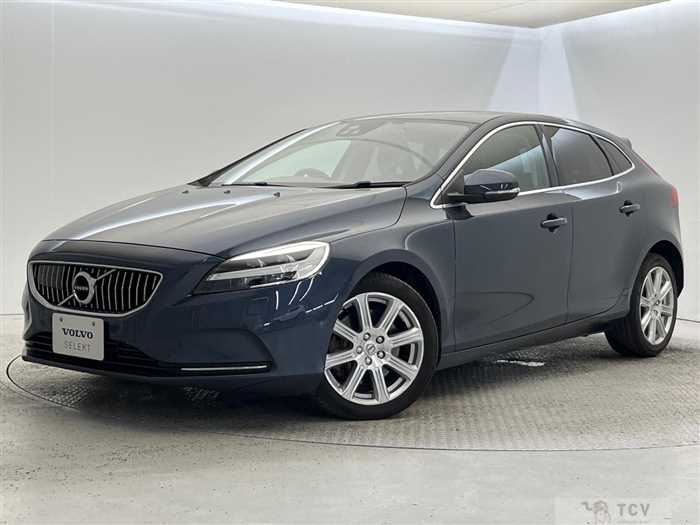 2017 Volvo V40