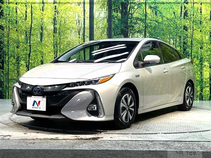 2018 Toyota Prius PHV