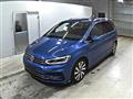 2017 Volkswagen Golf Touran