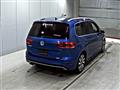 2017 Volkswagen Golf Touran