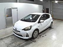 2013 Toyota AQUA
