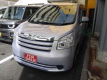 2009 Toyota Noah