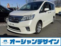 2013 Nissan Serena