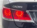 2013 Toyota Crown Hybrid