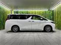 2019 Toyota Alphard Hybrid