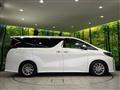 2020 Toyota Alphard Hybrid