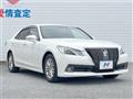 2014 Toyota Crown