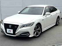 2018 Toyota Crown Hybrid