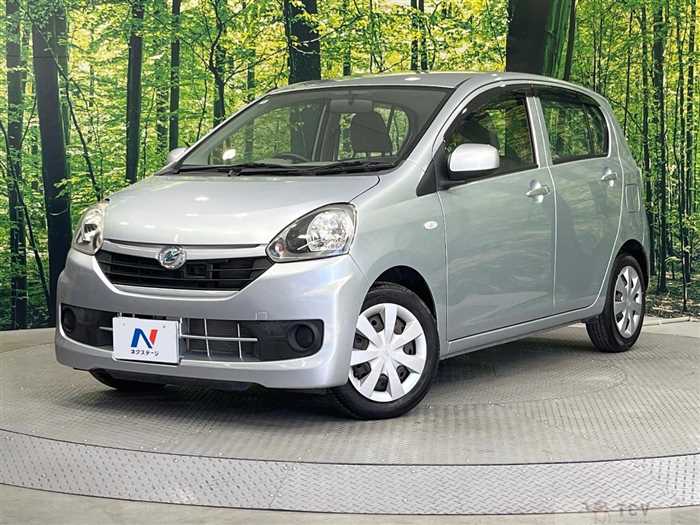 2016 Daihatsu Mira Es