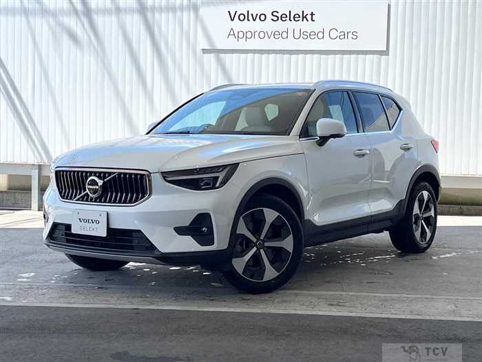 2024 Volvo XC40