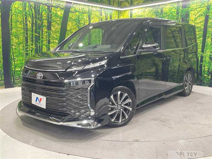 2022 Toyota Voxy