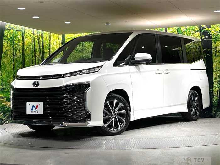2025 Toyota Voxy