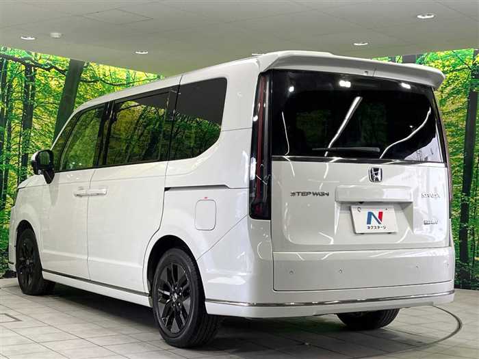 Honda Step WGN 2024 — миниатюра 11