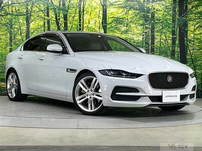 2021 Jaguar XE