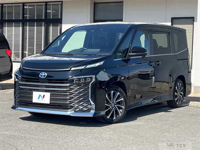 2022 Toyota Voxy
