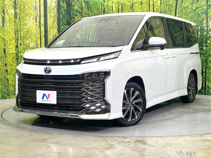 2025 Toyota Voxy