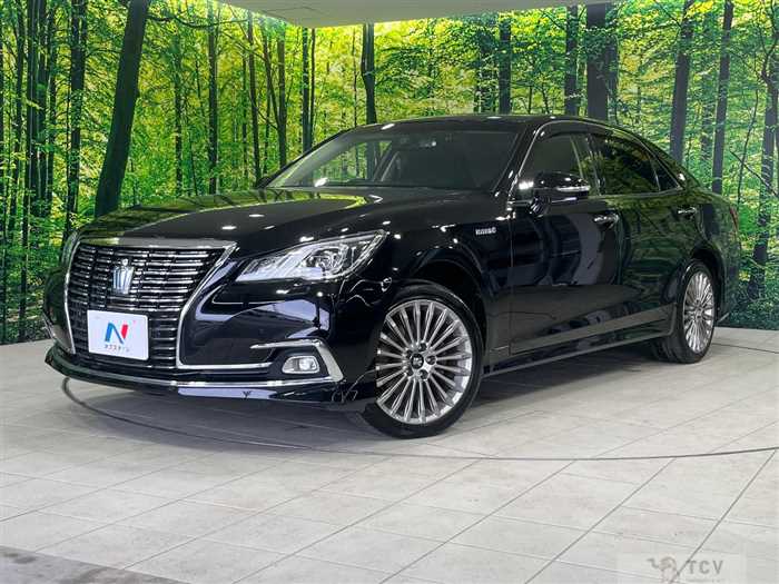 2016 Toyota Crown Hybrid