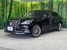 2016 Toyota Crown Hybrid