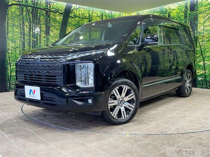 2019 Mitsubishi Delica D5
