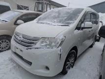 2013 Nissan Serena