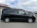 2012 Nissan Serena