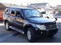 2009 Mitsubishi Pajero