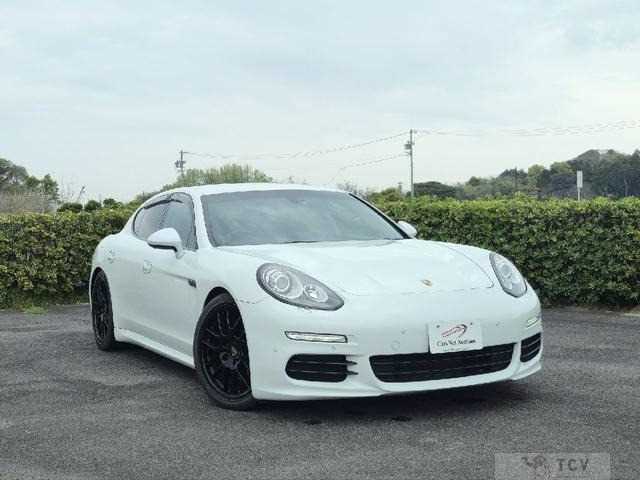 2015 Porsche Porsche Others