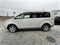 2009 Mitsubishi Delica D5