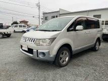 2009 Mitsubishi Delica D5