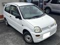 2004 Mitsubishi Minica