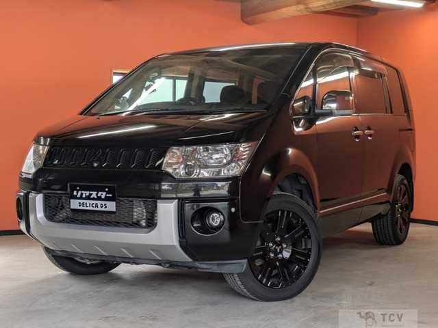 2015 Mitsubishi Delica D5