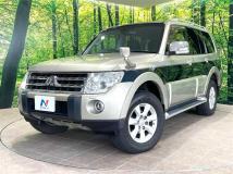 2009 Mitsubishi Pajero
