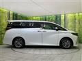 2024 Toyota Alphard Hybrid