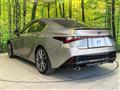 2021 Lexus IS
