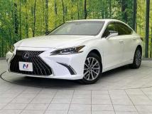 2022 Lexus ES