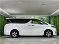 2019 Toyota Alphard Hybrid