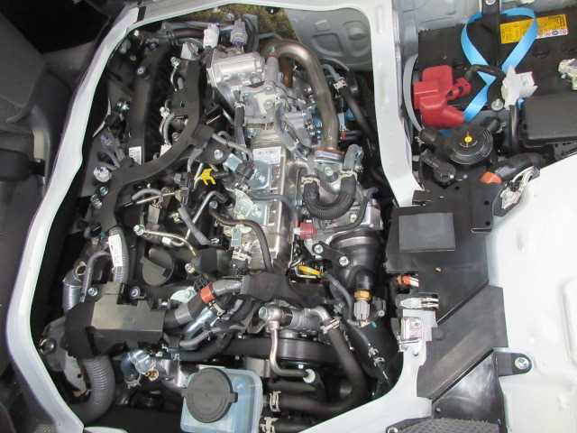 Toyota Hiace Van 2025 — миниатюра 5