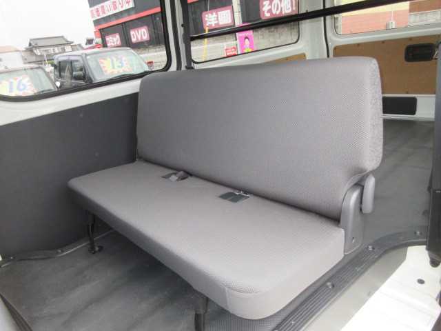 Toyota Hiace Van 2025 — миниатюра 8