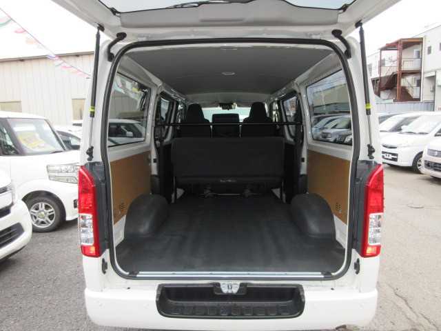 Toyota Hiace Van 2025 — миниатюра 9